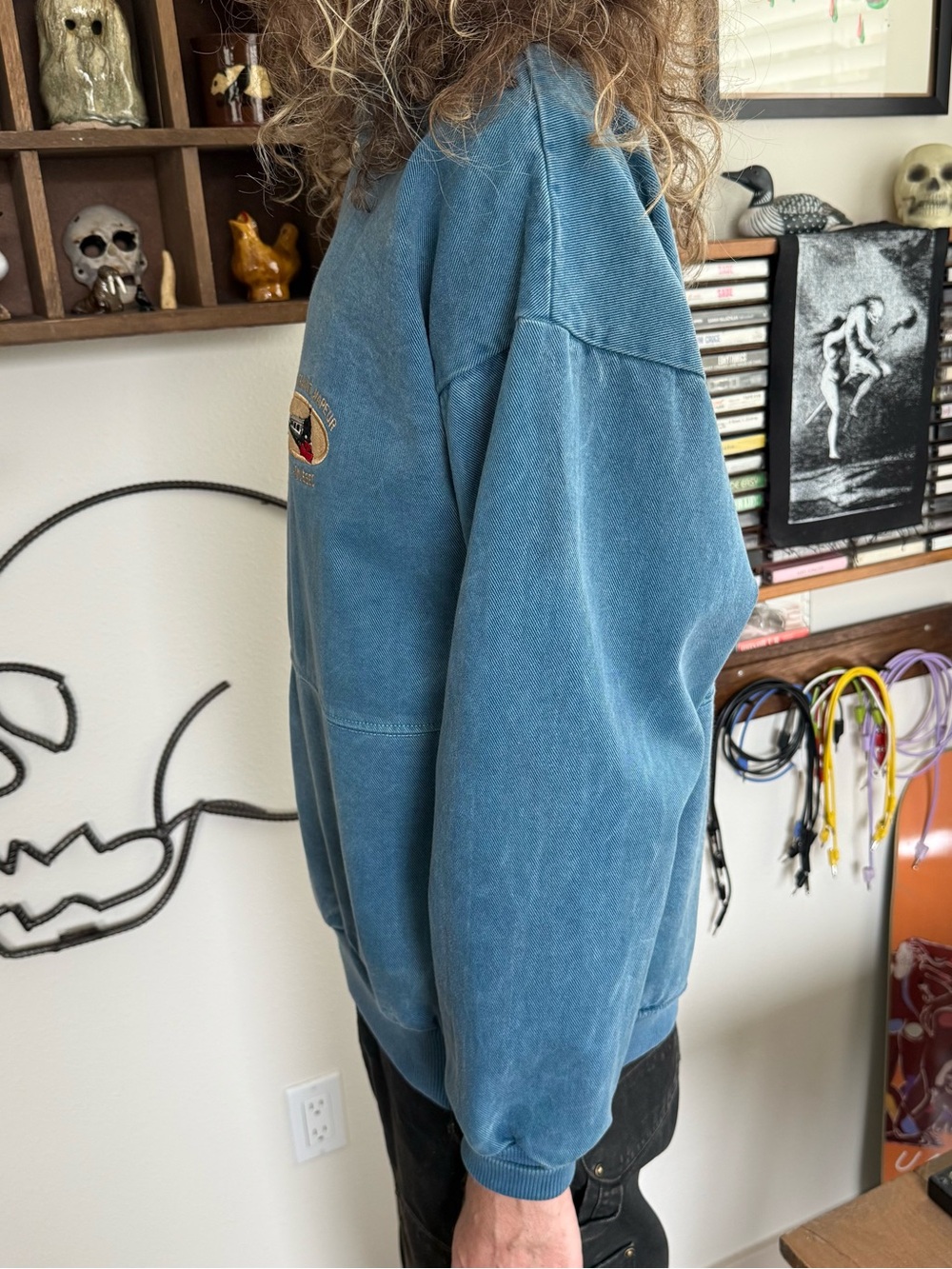 💀 SOLD 💀 Vintage 90s Blue Denim Steam Train Quebec Crewneck Pullover ~ Size L - Picture 4 of 9